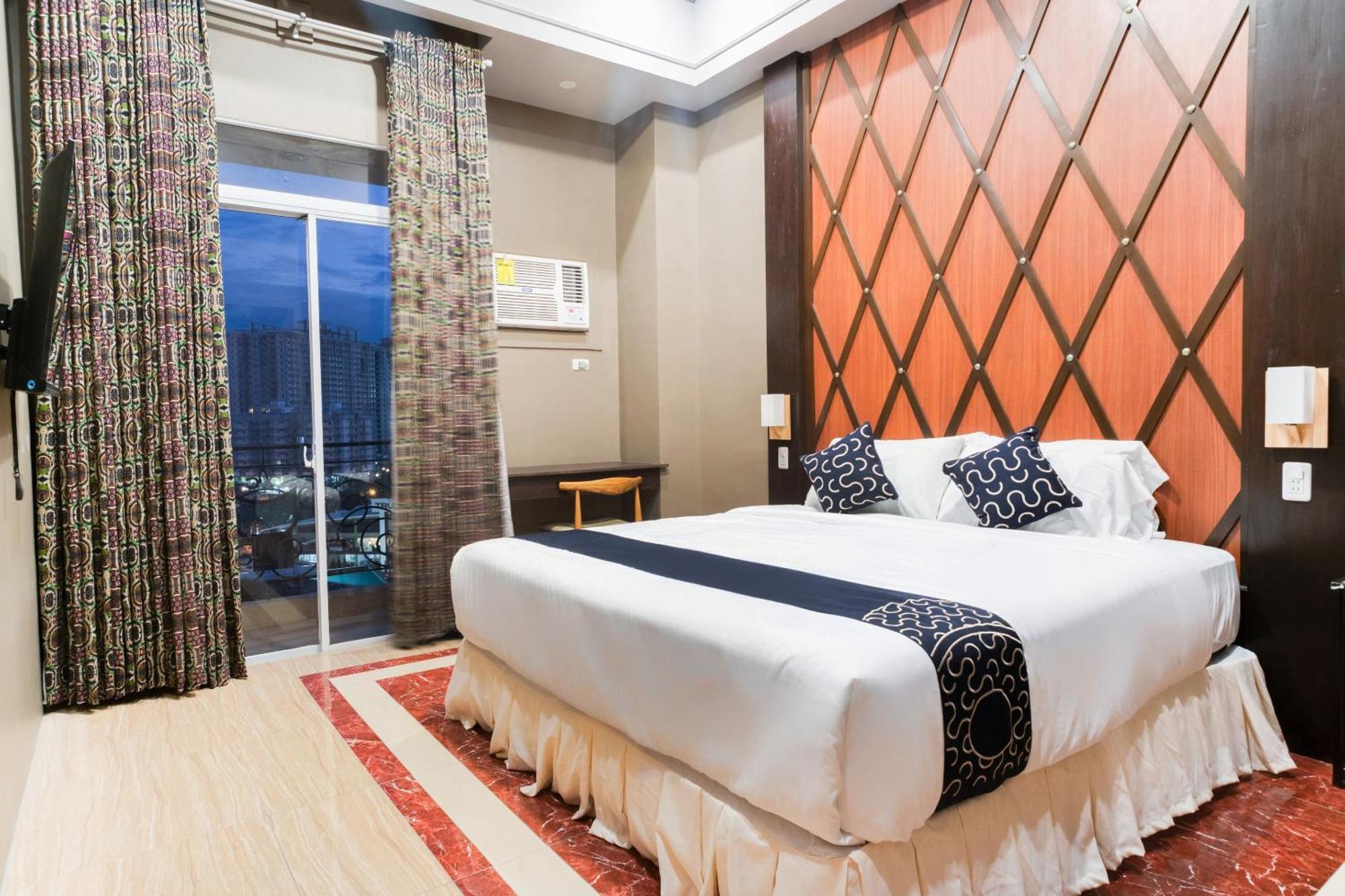 Capital O 460 World Palace Hotel