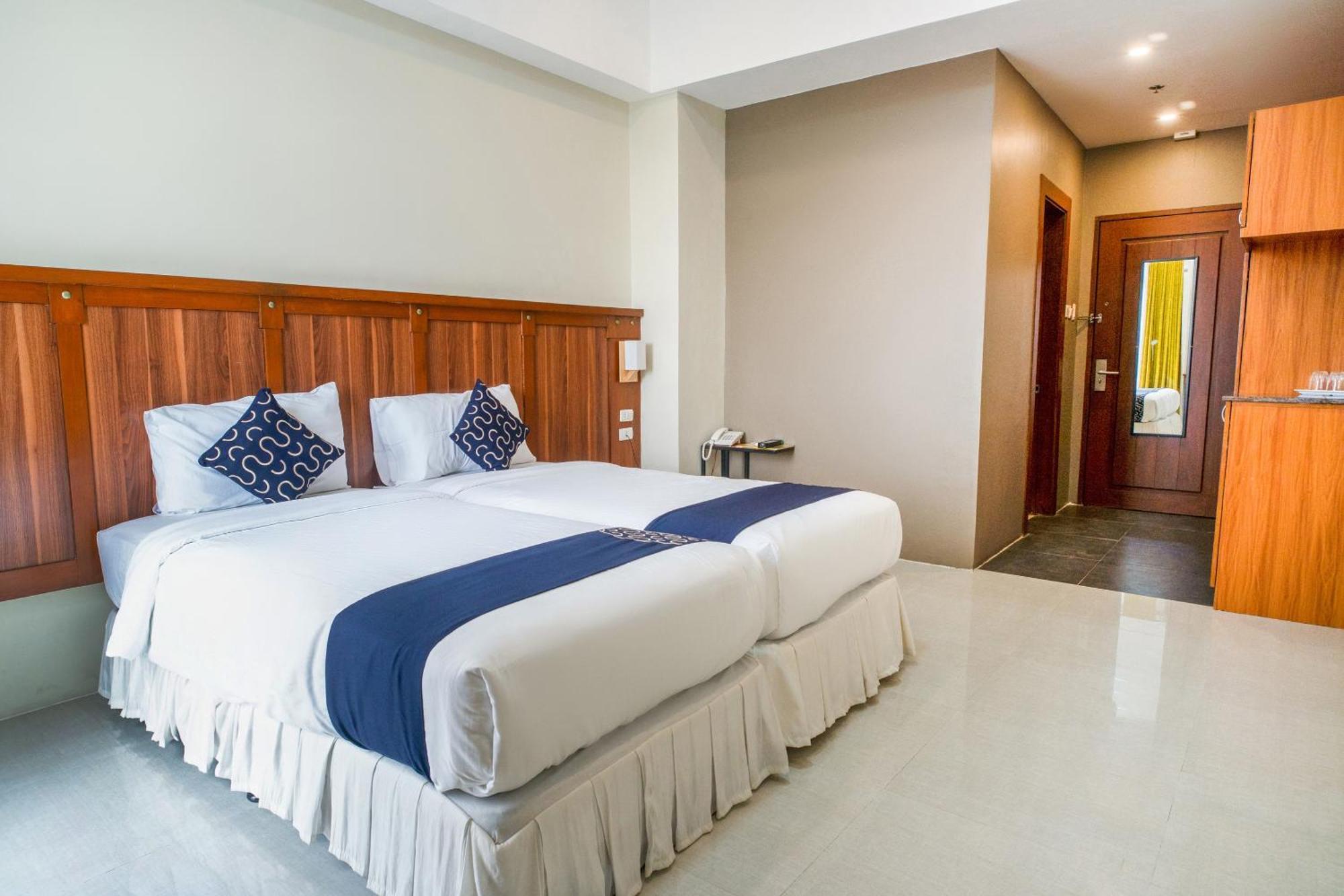 Capital O 460 World Palace Hotel 3*