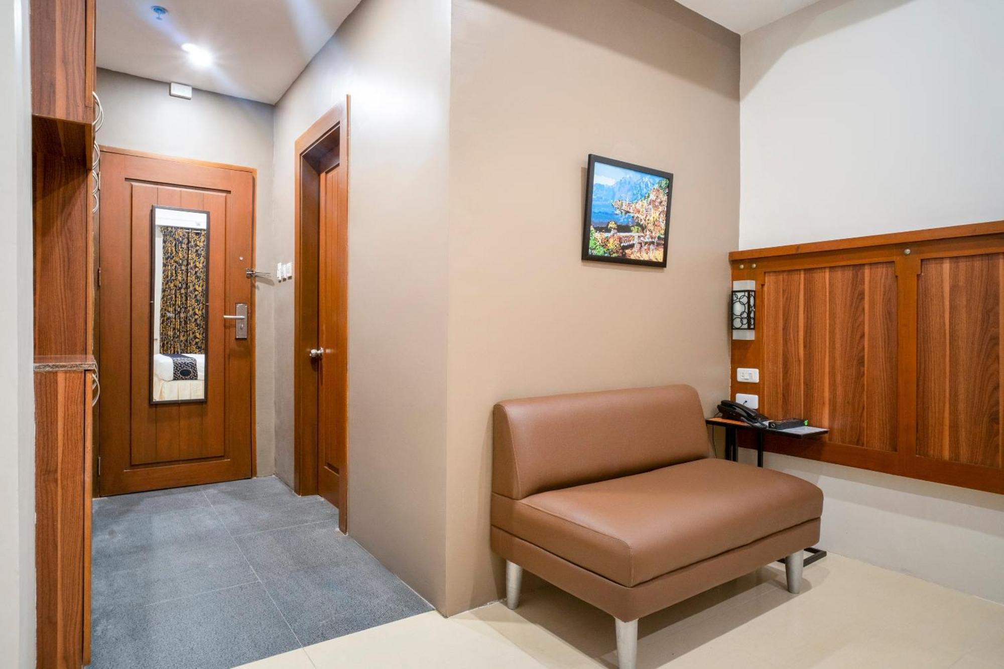 Hotel Capital O 460 World Palace Davao