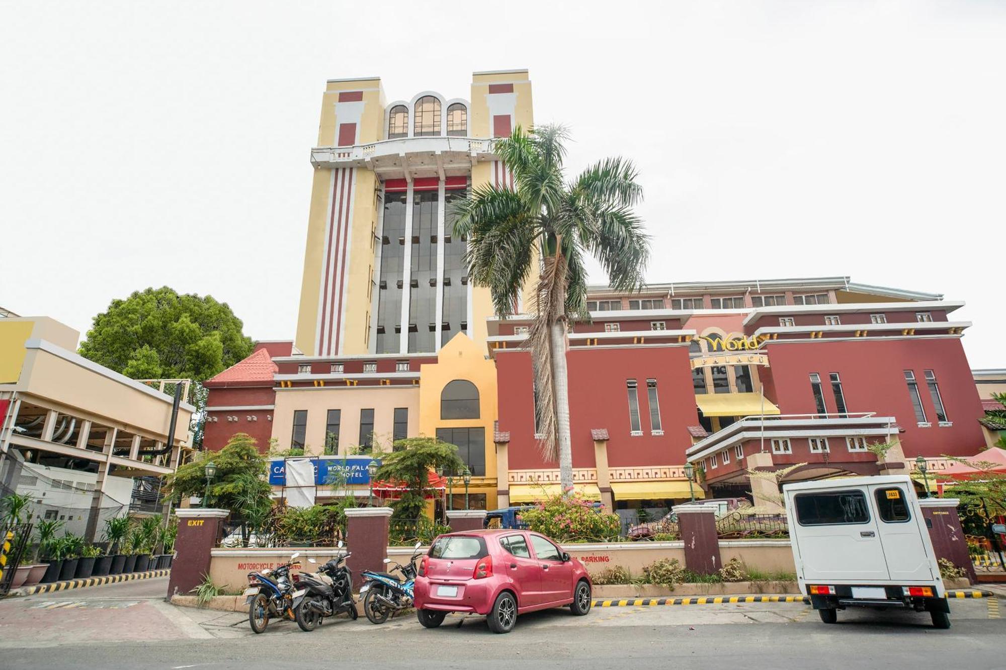 Capital O 460 World Palace Hotel